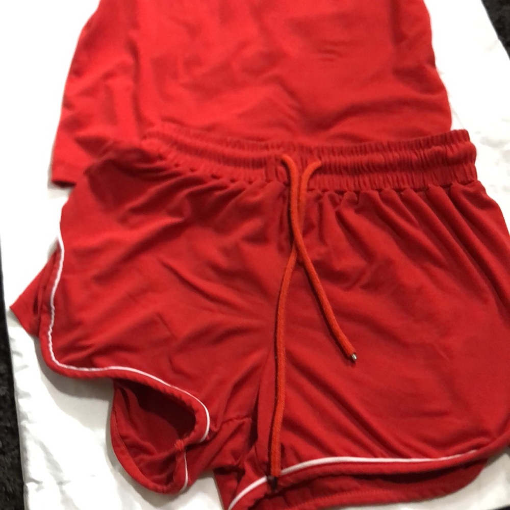 Sporty 2 piece set - Picture 2 of 6